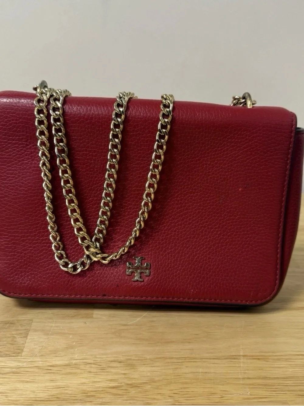 Tory Burch Red Shoulder Bag Gold Chain Strap Magnetic Snap Closure